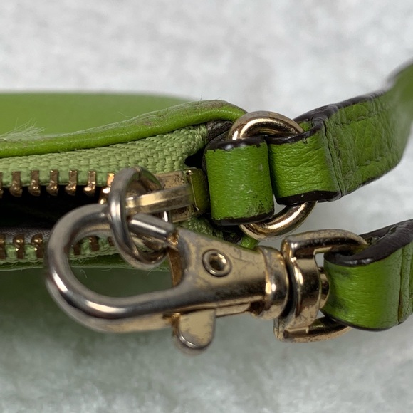 Michael Kors wristlet - Picture 6 of 8